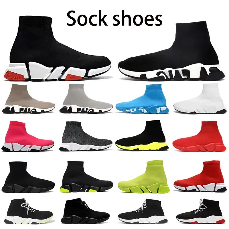 Designer Sock Shoes Män Kvinnor Graffiti Beige Speed ​​Runner Flat Platform Knit Boots Ankel Platform Triple Black White S Red Beige Casual Sneakers Socks Trainers