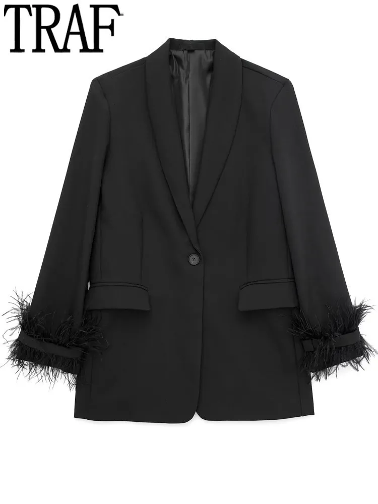 Kombinezony damskie Blazers Traf Black Feather Blazer Woman Button Fashion Woman Casual Eleganckie kurtki z długim rękawem Zimowe płaszcze 230906