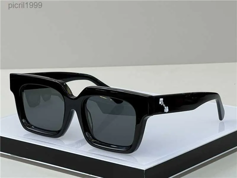 Luxury Sunglasses for Mens Cool Style Fashion Thick Plate Black White Square Frame Eyewear Man Sun Glasses with Original Box