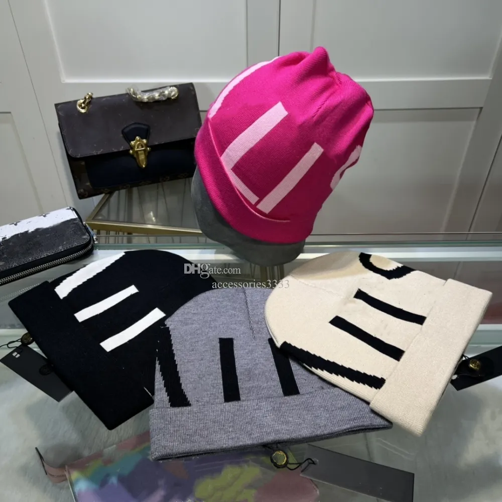 Beanie/Skull Caps Luxury Top Brand Designer Hat Autumn and Winter Warm New Wool Knitte Hatオリジナルシングル刻まれたソフトテクスチャーエラスティック2023