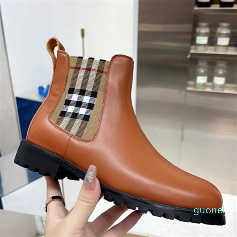 Siyah ve kahverengi deri chelsea ayak bileği botları elastik kalın blok düşük topuk yuvarlak ayak parmağı açık ayakkabıları lüks tasarımcı botları fabrika ayakkabı