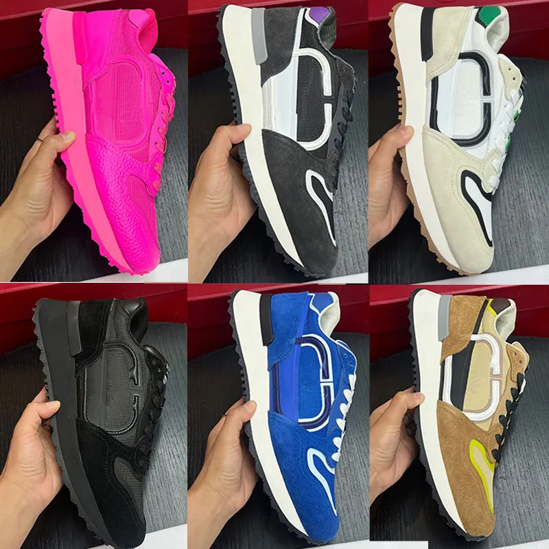 Vlogo Pace Low-Top Sneakers