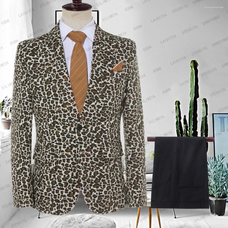Abiti da uomo 2023 Leopardo Uomo Slim Fit Casual Quotidiano monopetto Cappotto Mutanda Design Ultimi fumatori Giacca sportiva 2 pezzi Trouse