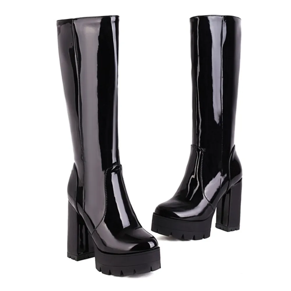 Kvinnliga motorcykelstövlar Plattform Chunky Heel Knee High Med Calf Boots Nya ankomster Plattform Chunky Heel spetsar för flickor Party Shoes