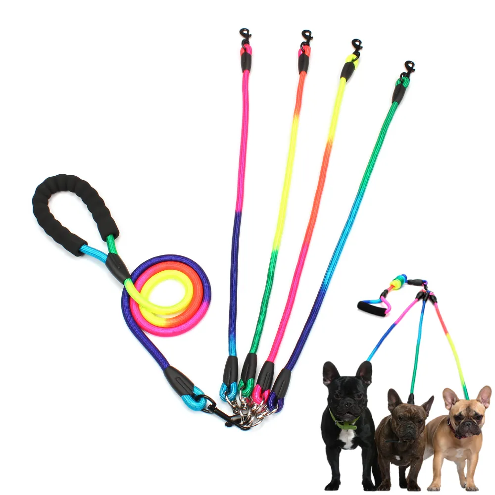 Colliers pour chiens Laisses Rainbow Multi Dogs Laisse Nylon Amovible Pet Lead Poignée en mousse 1 laisse pour 2 ou 3 ou 4 chiens Corde de traction ronde Fournitures pour chiens 230906