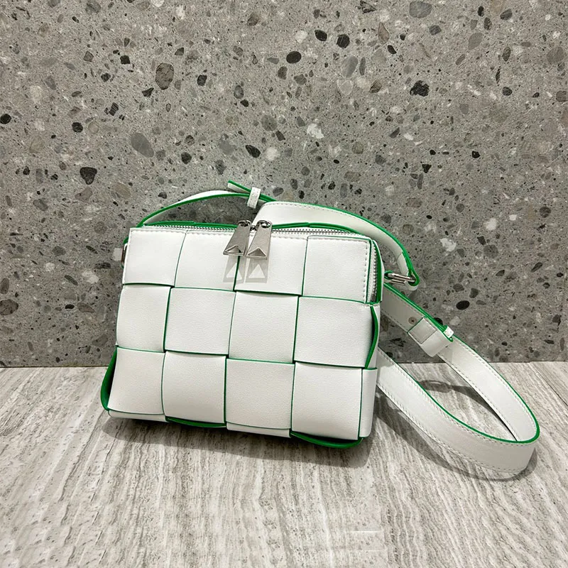 Vävda väskor Square Shoulder Bag Women Clutch Crossbody Purse Cowhide äkta läderdesigner Handväska skarvfärger Högkvalitativa Zippper öppen påse