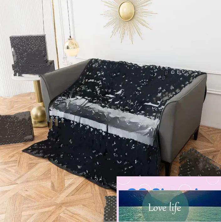 High-end Flannel Single Double Fashion Brand Blanket Foreign Trade Coral Fleece Air Conditioning Blanket Leisure Gift Cover Blankets