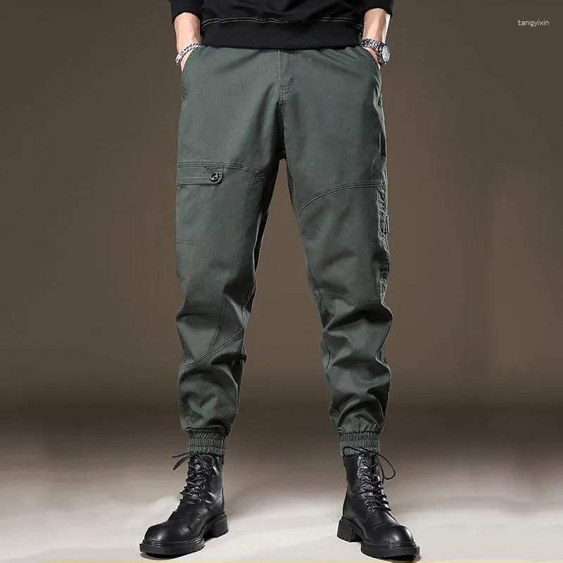 Pantaloni da uomo cargo per uomo moda coreana streetwear abbigliamento da viaggio vestibilità regolare caviglia elastica primavera e autunno