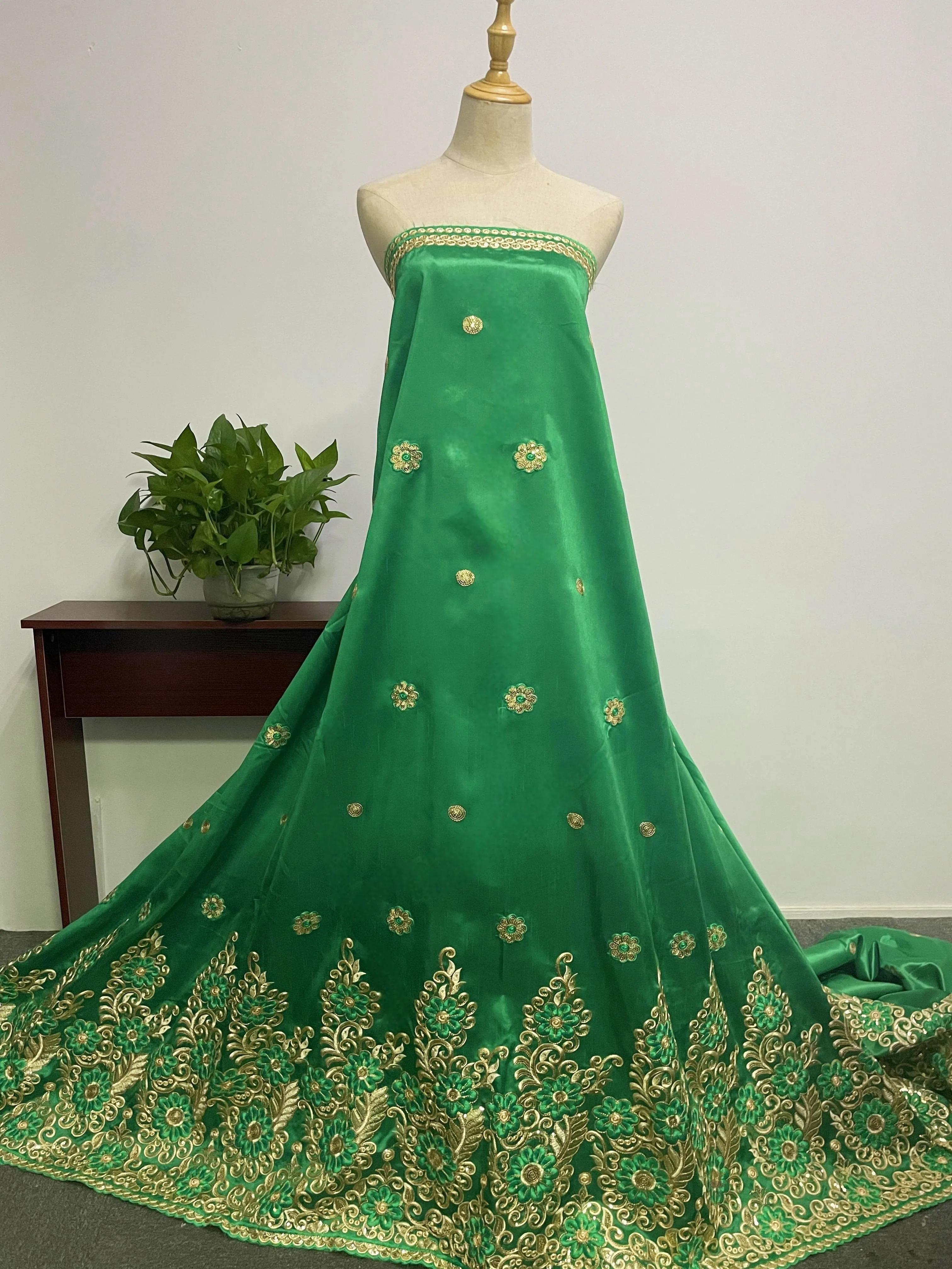 George Lace Fabric Silk Green 5 ياردة خياطة التطريز الأفريقي للنساء الزفاف حفلات حفلات حفلات حفلات عشاء عشاء نسيج عشاء نسيج عالي الجودة