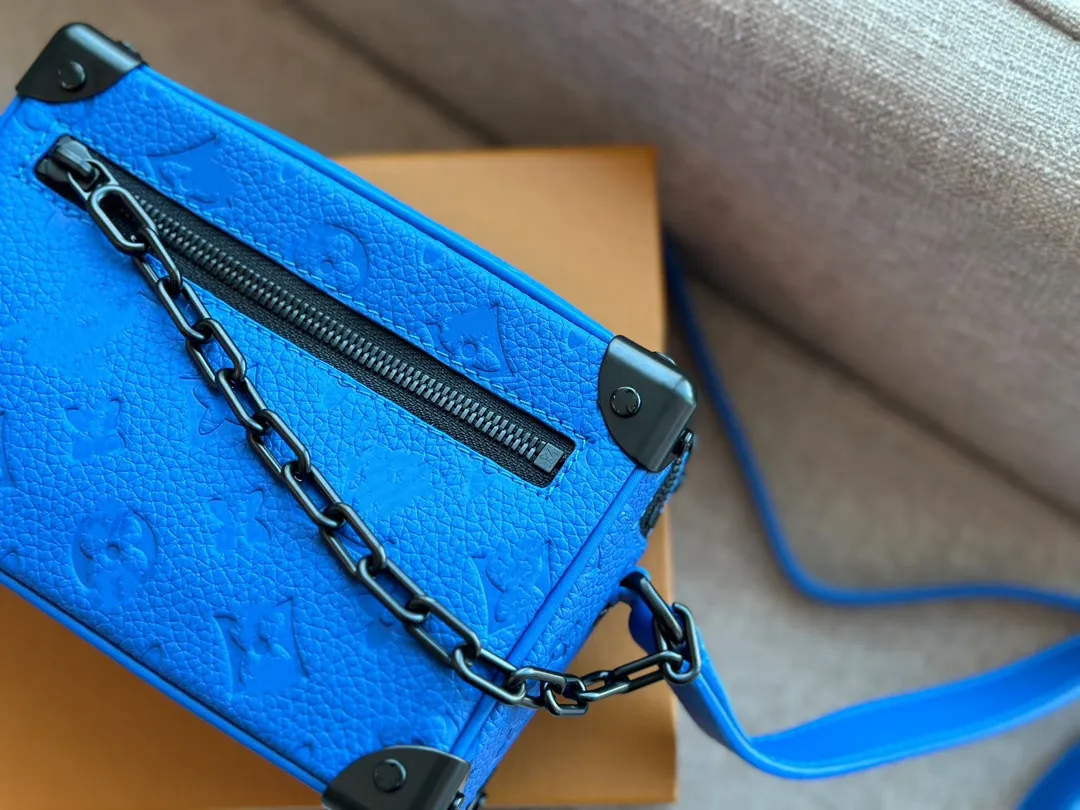 DHgate.com:Embossed Leather Mini Trunk Crossbody Bag