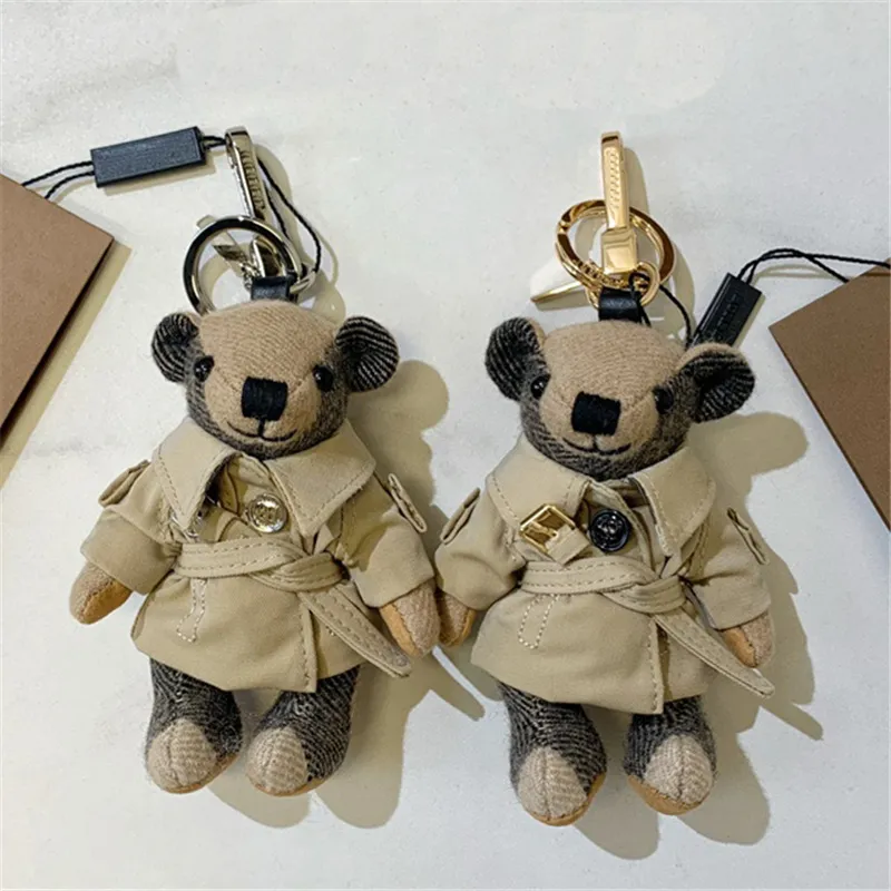 Trench Coat Bear Designer سلسلة مفاتيح للنساء Thomas Mens Keyring الفولاذ المقاوم للصدأ كيس سحر سلاسل الموضة الكلاسيكية حامل المفتاح