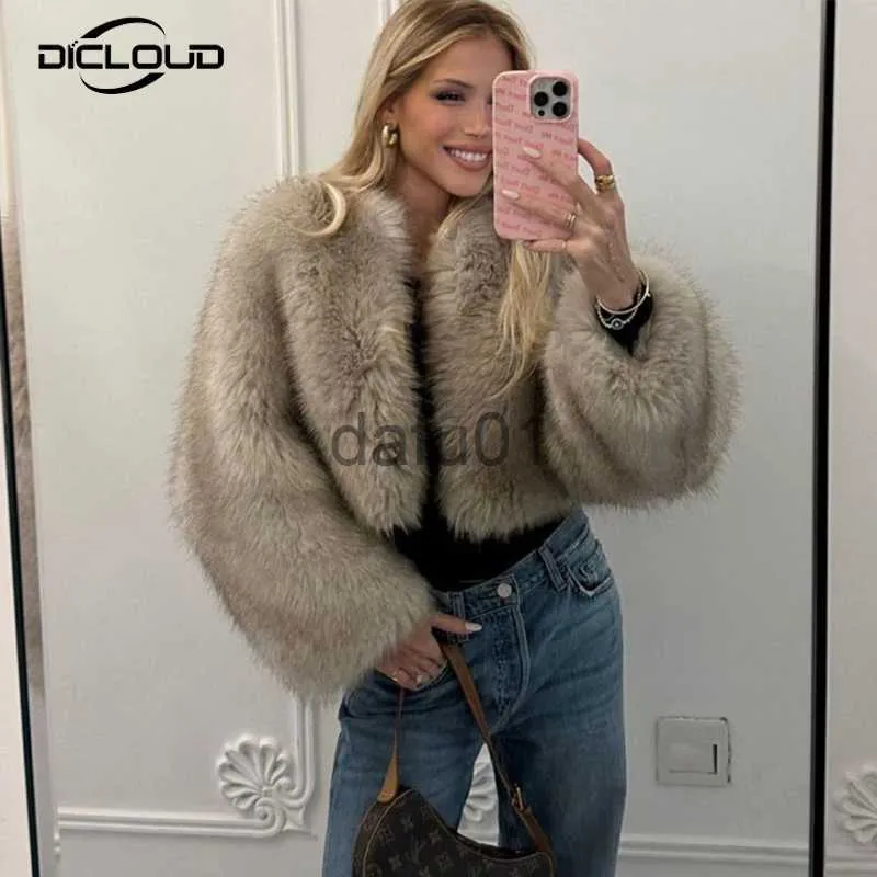 Women's Fur Faux Fur Gardient Cropped Faux Fur Coat Women Iconic Street Fashion Week Luxury Brand Winter 2023 Hot Cool Girls Fluffy Short Fur Jacket x0907