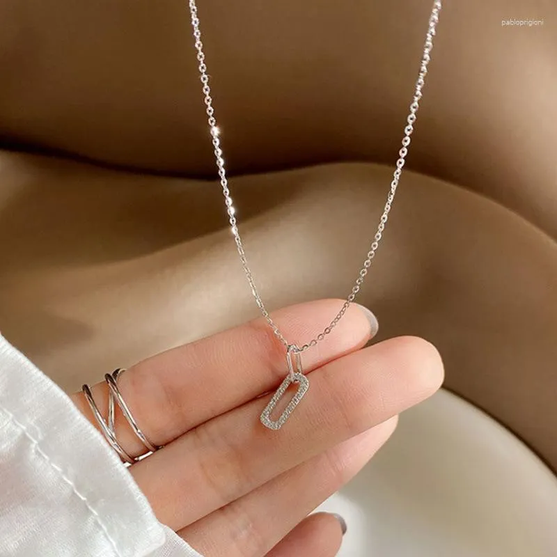 Collane con ciondolo Collana geometrica Design di nicchia leggera Senso di marea avanzata Flash trapano Clavicola Semplice vento freddo_voghion.com