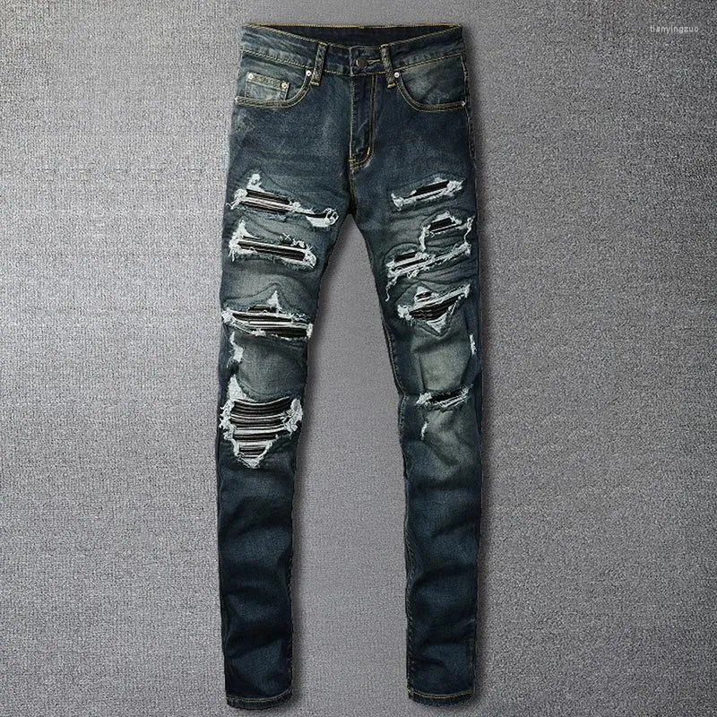 Männer Jeans Kontrast Farbe Plissee Patch Denim Jean Herbst Zerrissene Dünne Hosen Männer Streetwear Patchwork Stretch Hosen Noir Homme