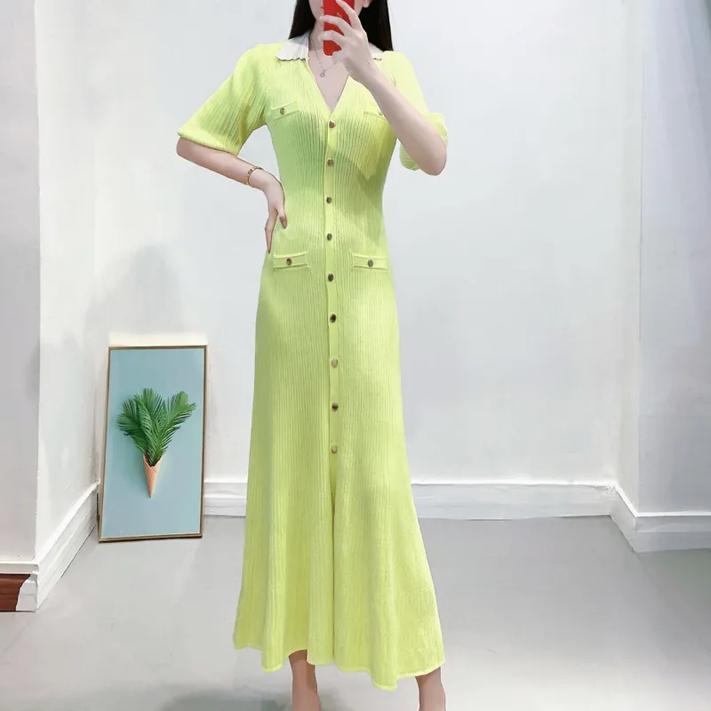 Sandro V Neck Knit Midi Dress For Women Contrasting... From Zhuwofazai551188, $77.05 In Bulk | DHgate.Com Sandro V Neck Knit Midi Dress For Women Contrasting... From Zhuwofazai551188, $77.05 In Bulk | DHgate.Com