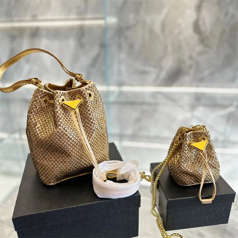 Yeni şık kova çantası düz renkli kristal elmas omuz crossbody çanta kadın erkekler messenger çantası 2 boyutta kadınlar için çantalar