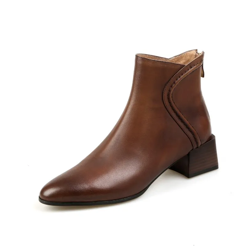 Botas de piel de cerdo sale