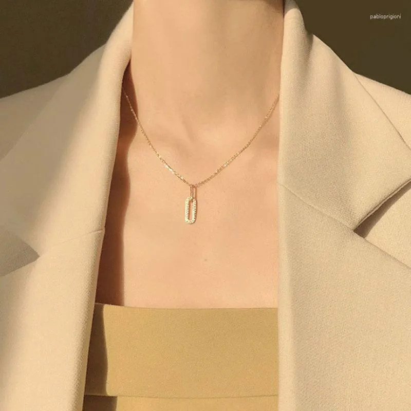Collane con ciondolo Collana geometrica Design di nicchia leggera Senso di marea avanzata Flash trapano Clavicola Semplice vento freddo_voghion.com