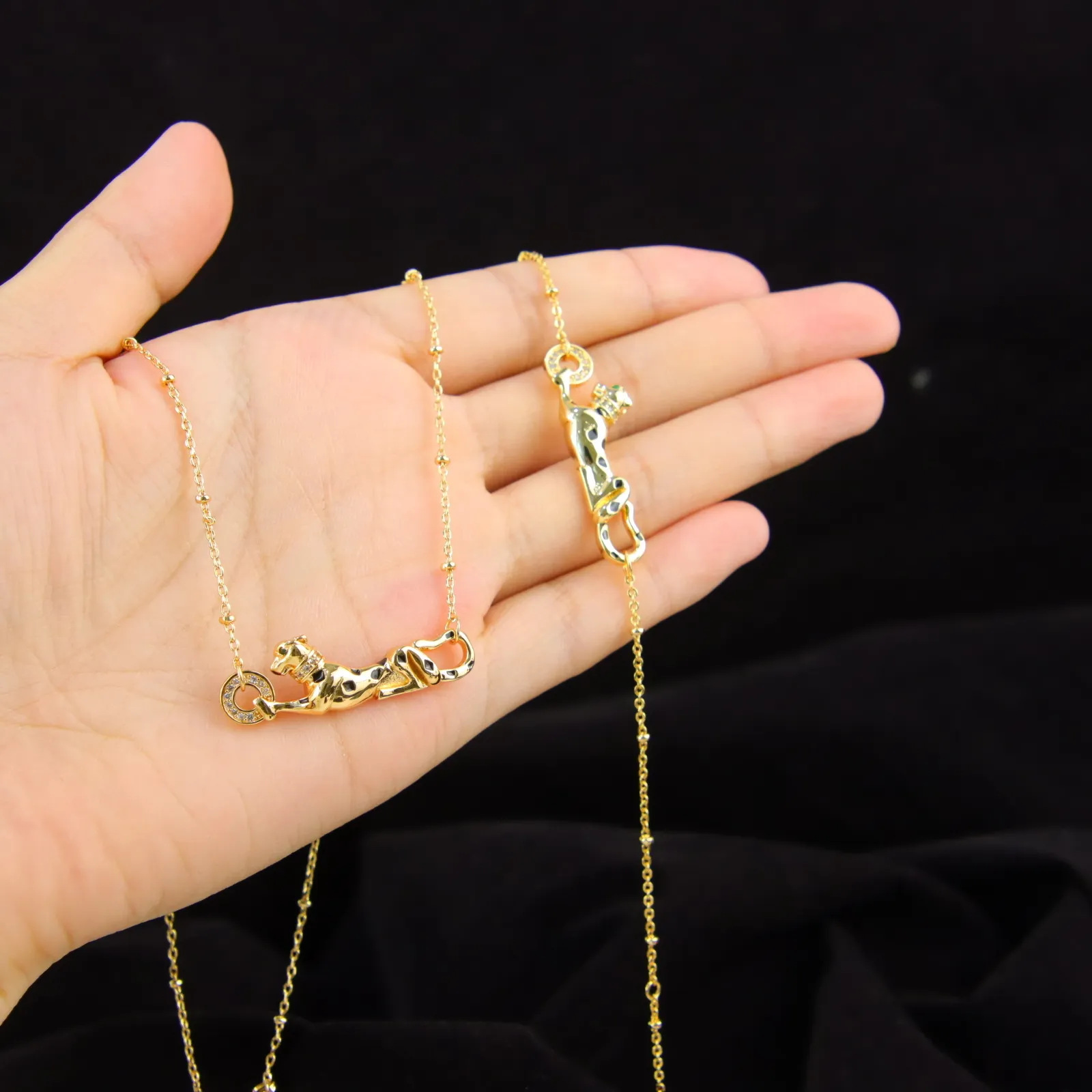 Leopard jewelry shop sets
