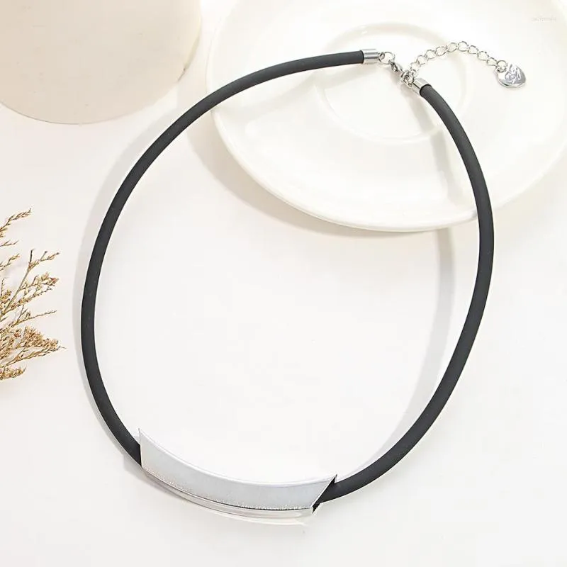 Choker ALLYES Vintage Silver Color Metal Tube Necklace For Women Punk Personality Black Leather Rope Necklaces Trendy Jewelry