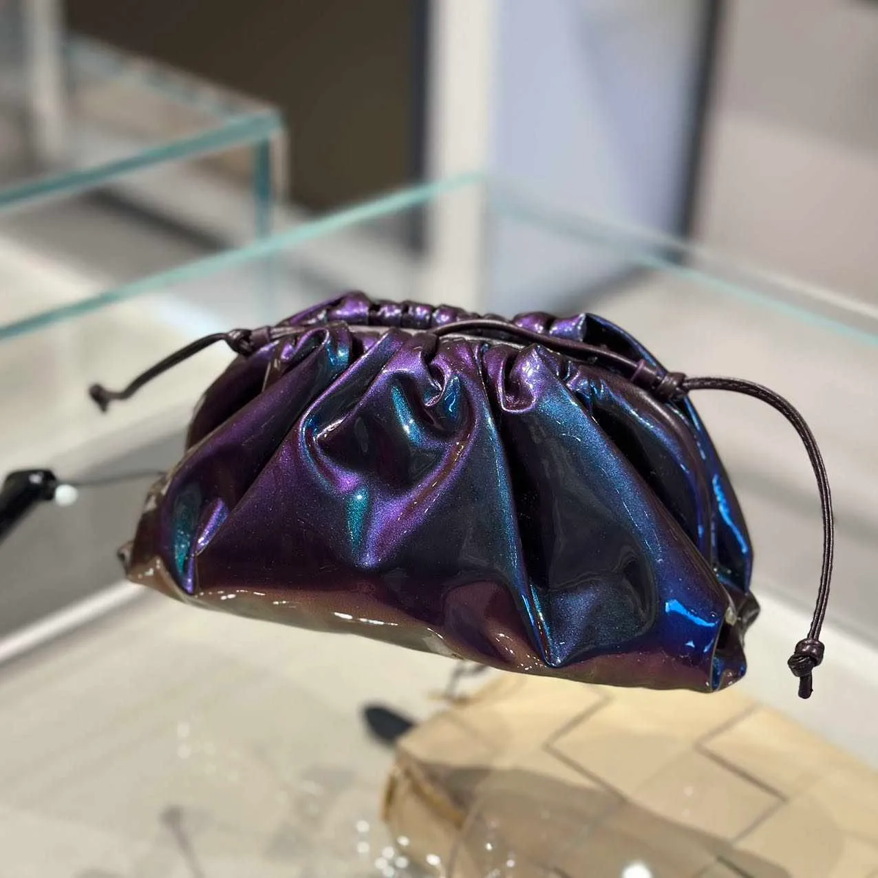 Luxury Bag BVS Designer Botteg Vena väskor Minibauch Colorful Cloud Bag Electric Purple X