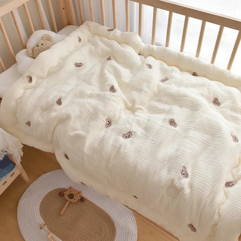 Quilts Soft Baby Quilt Thick Winter Comforter for Crib Children's Duvet Bedding Cotton Nap Blanket Muslin Baby Items Mother Kids 230906