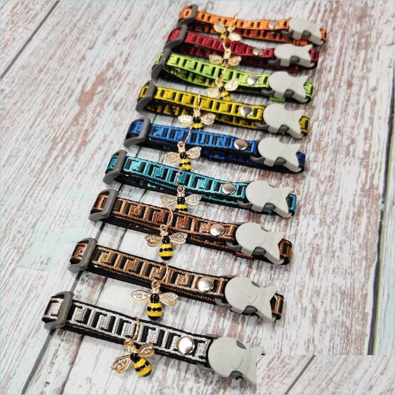 Dog Collars Leashes Designer Dog Collars With Bell And Diamond Honeybee Charm Adjustable Kitty Kitten Puppy Classic Letter Pattern C Ot3Od