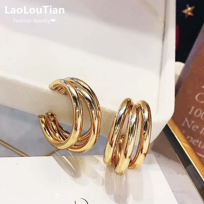 Korean Earrings: Geometric Gold Tone Hoop Earrings Elegant Metal