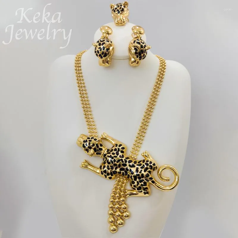 Leopard necklace deals set