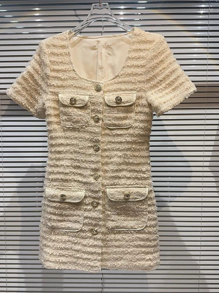 Casual Jurken HIGH STREET Est 2023 Mode Stijlvolle Designer Dames Zoete O'neck Metalen Gesp Tweed Korte Mouwen Mini-jurk
