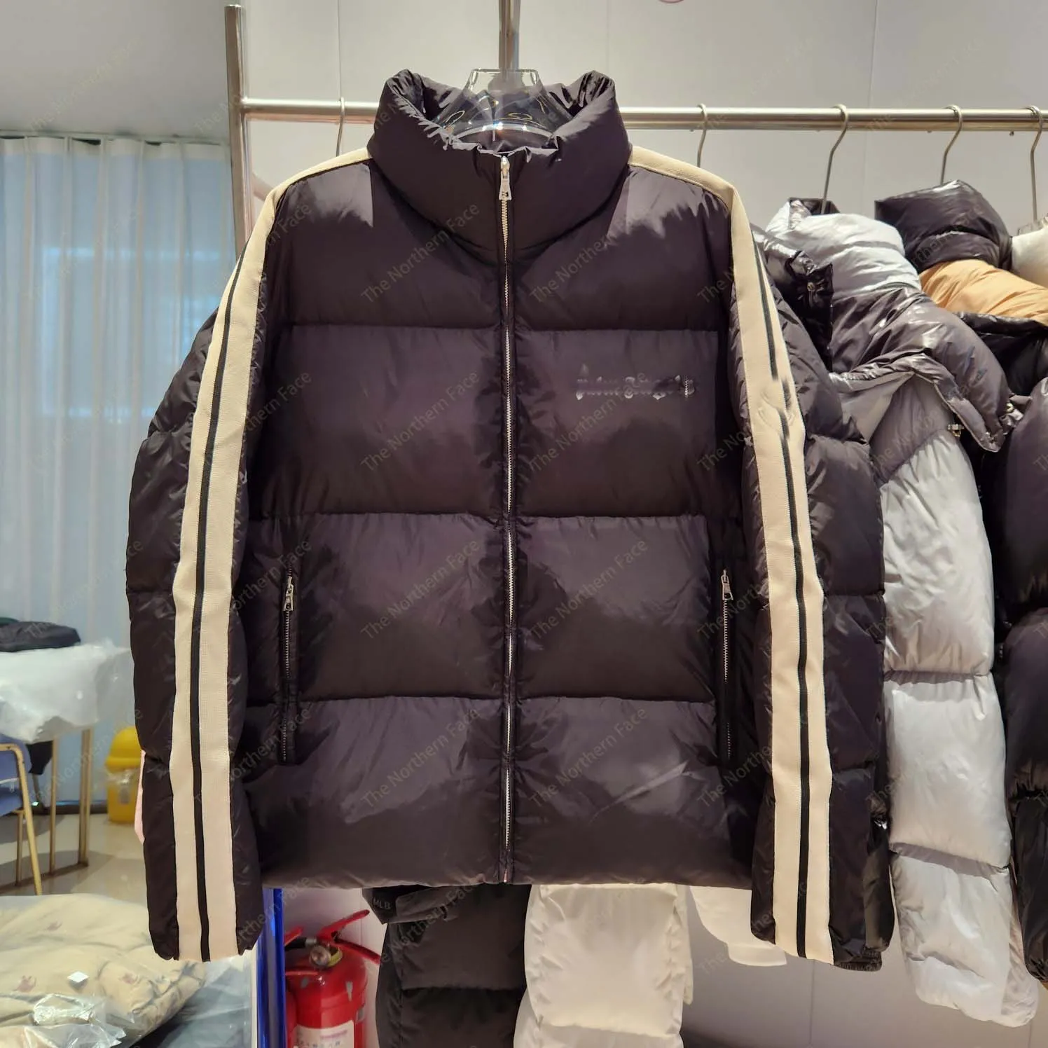 Palm Designer Down Mens and Womens Angela Monclaire Puffer płaszcz kurtki zimowe kurtki modowe parkas klasyczne kanadyjskie kamizelki gęsi trend mody płaszcz para