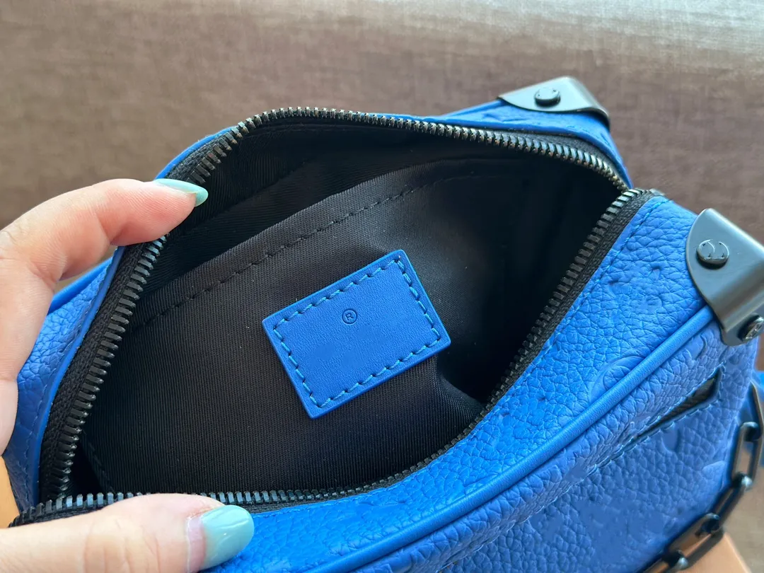 DHgate.com:Embossed Leather Mini Trunk Crossbody Bag