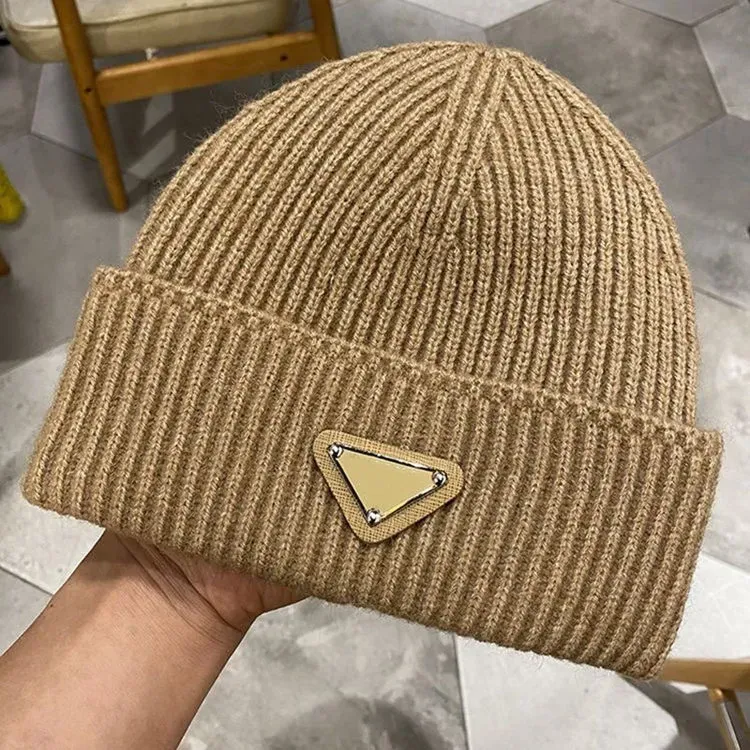 Fabrik grossist stickad hatt designer beanie cap mens höst vinter mössor lyxskalle mössor avslappnade 15 färger