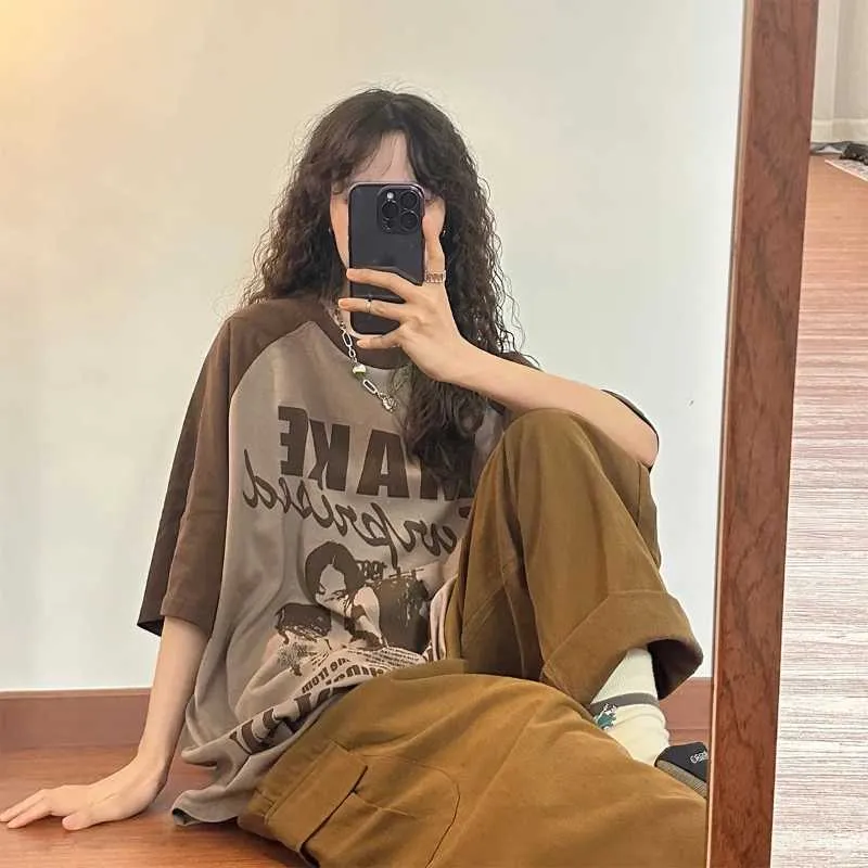 Deeptown harajuku vintage gráfico marrom topo feminino estilo coreano 90s streetwear estética camisetas de tamanho grande retalhos carta