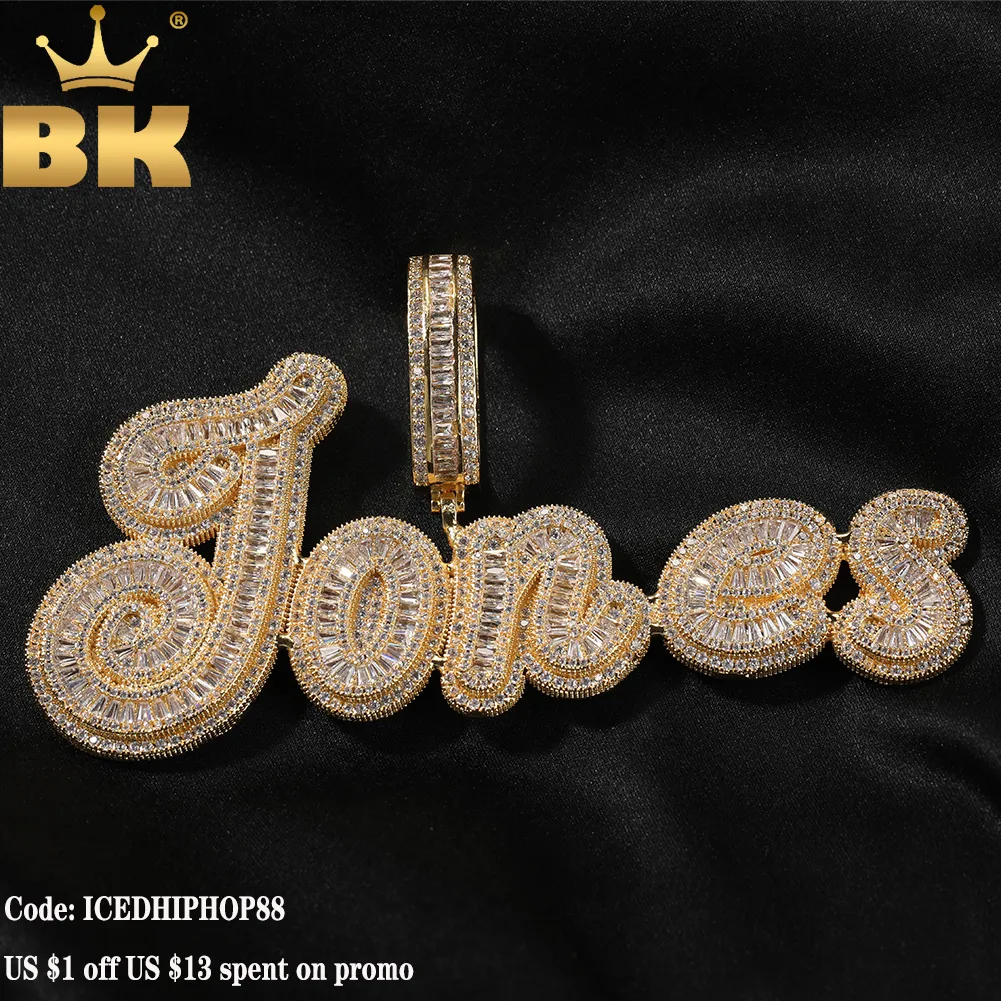 Ожерелья с подвесками THE BLING KING Custom Baguettecz Курсивное письмо с именем Кулон Ожерелье Iced Out Цепочка с кубическим цирконием Ожерелье Хип-хоп Ювелирные изделия 230908