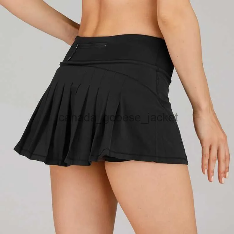 Jupes L-02 Yoga course plissée sport jupe étudiant Fitness Tennis jupe robe séchage rapide Double couche Anti-exposition Sexy gymnase femmes jupesL230908