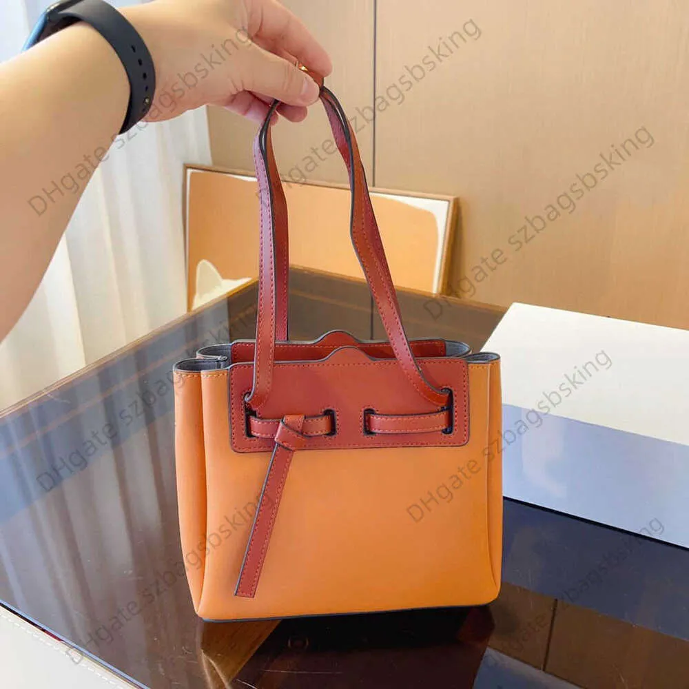 High Quality Designer Handbag Tote Bag Lowwe brand new drawstring Mini Totes Stylish casual high street all-in-one shoulder bag