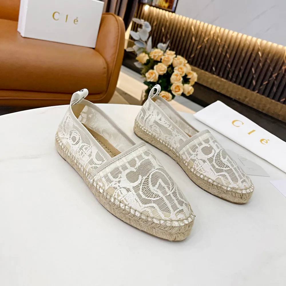 Designers Casual Chaussures Femmes Chaussures Espadrilles Printemps et Automne Luxurys Dames Plat Plage Demi Pantoufles Mode Femme Pêcheur Toile Dentelle Chaussures 02