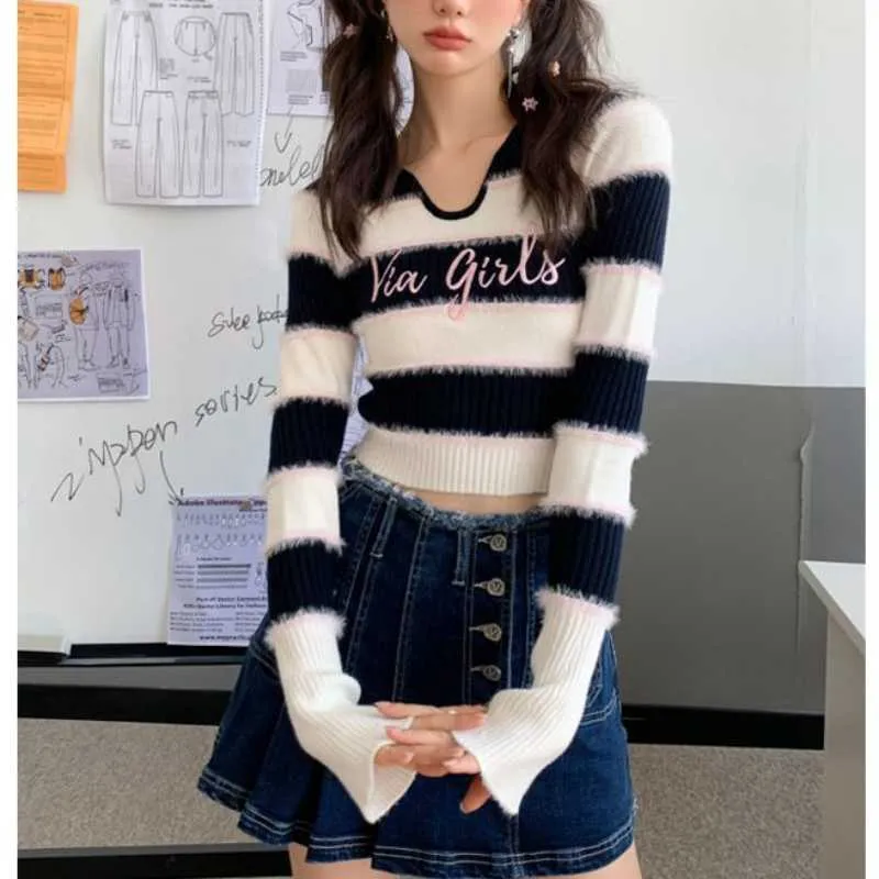 Deeptown Y2k Kpop Hippie randig tröja Kvinnor Korean Streetwear Slim Letter Knittad Top Harajuku Fashion Casual Crop Top Female