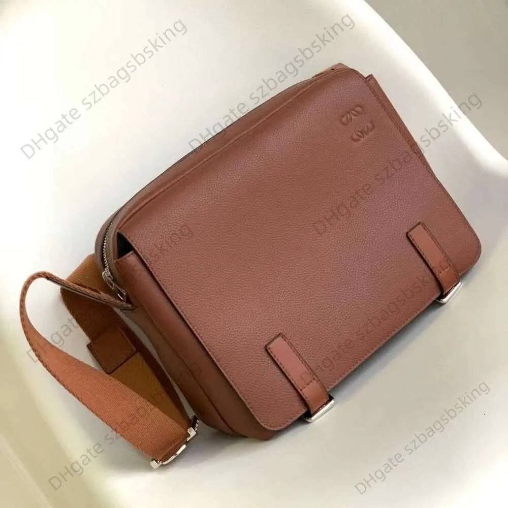 Designer High-End Men's Bags Shoulder Handbag Lowwe Märke Läder Messenger Crossbody Premium Shoulder Business COOD COWHide Flip Women's Bag