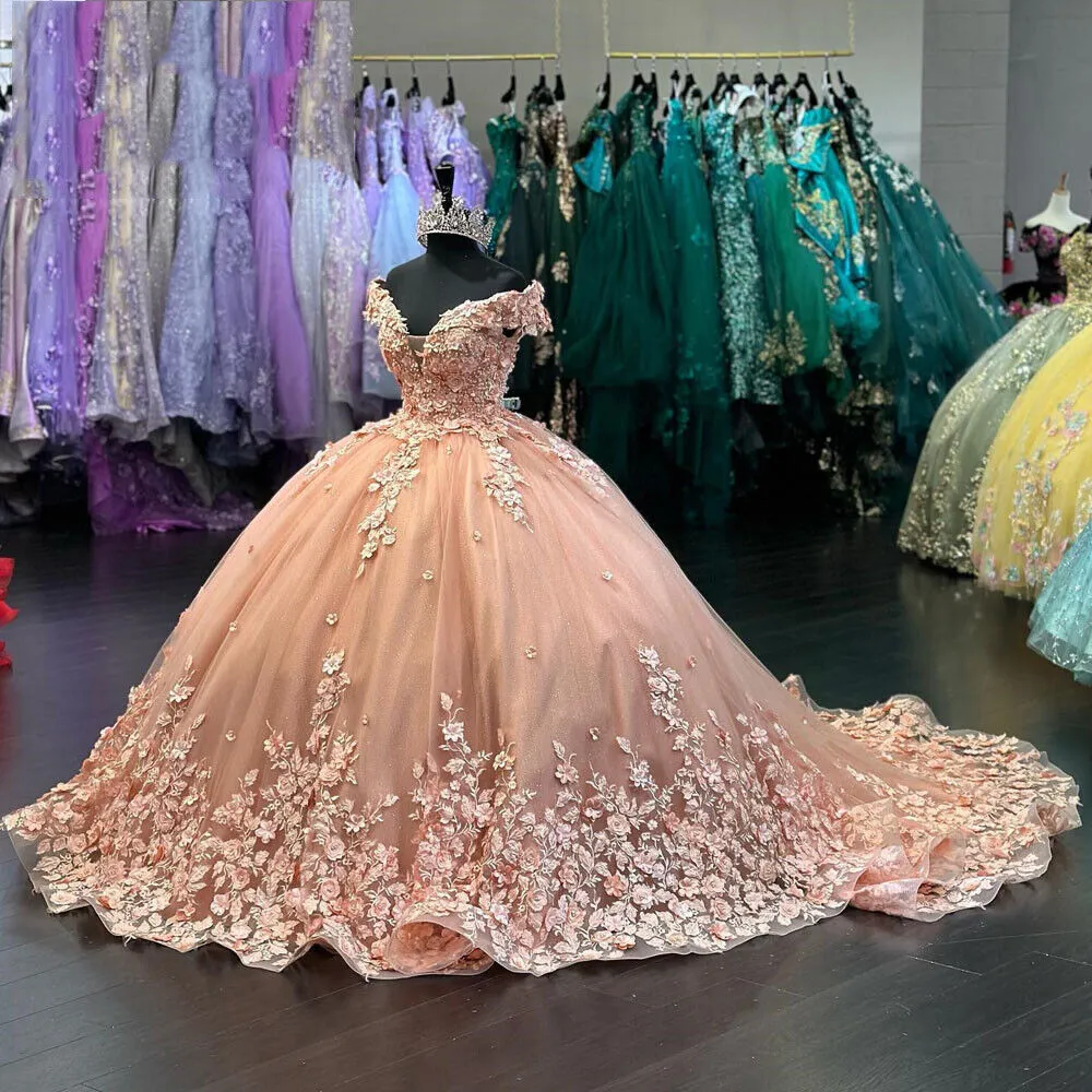 3D Flora Sweetheart Quinceanera Dresses Off Rame Appliques Flowers Sweet 15 urodzin Księżniczka Gowns Vestidos de 15 Anos Ball Suknia 01
