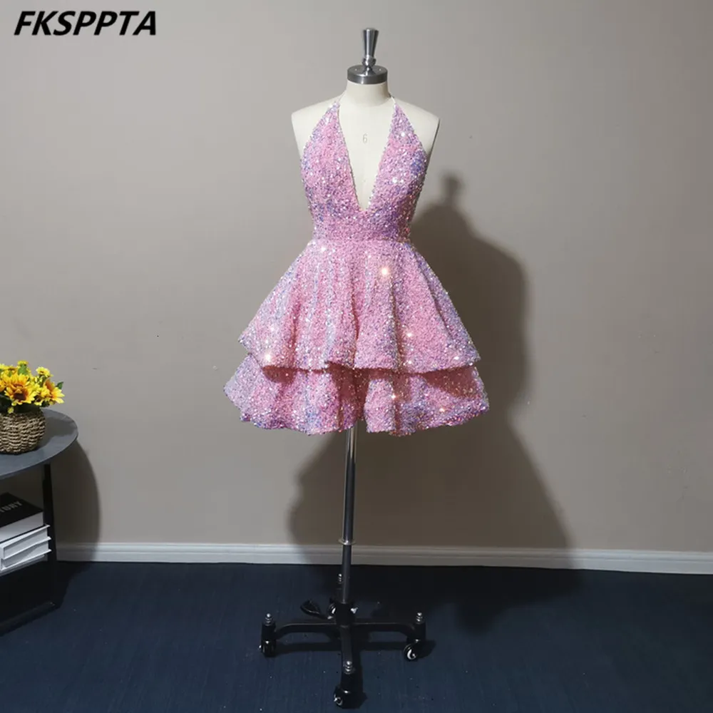 Urban Sexy Dresses Sexiga rosa korta balklänningar Backless Tiered Kjol Stretchable paljetter Födelsedagsfestklänningar för kvällskåpa de soiree grossist 230907