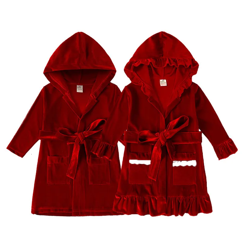 Ensembles de vêtements Piyama Gaun Malam Merah Natal Pakaian Anak anak Tidur Beludru Hangat Musim Dingin pour Bayi Perempuan Laki laki Lengan Panjang 230907