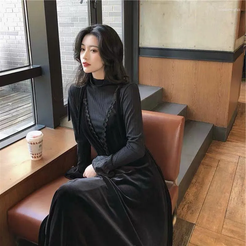 Casual Dresses 2023 Style Spring Clothing Women's Dress Retro Gracieful Velvet Two-Piece Set midje spets