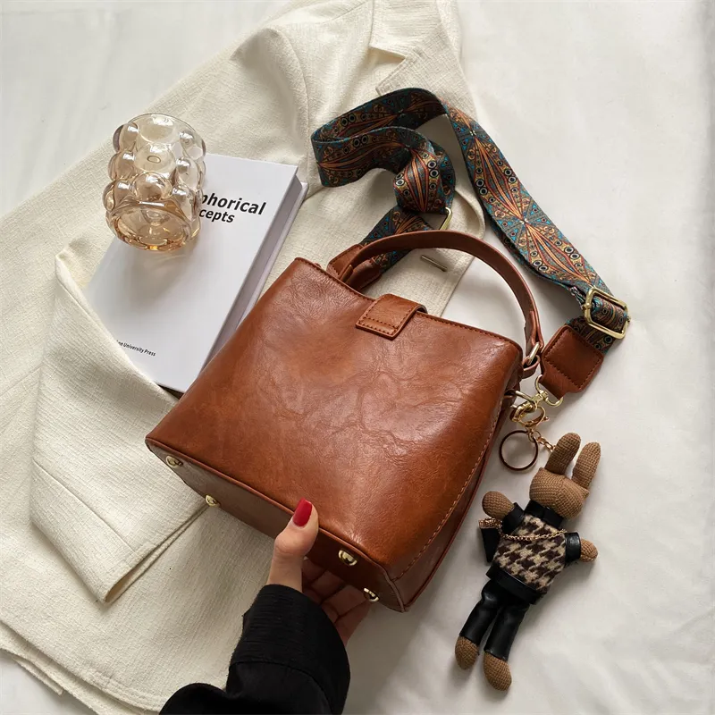 Evening Bags Sell Vintage Simple Small PU Leather Bucket Crossbody