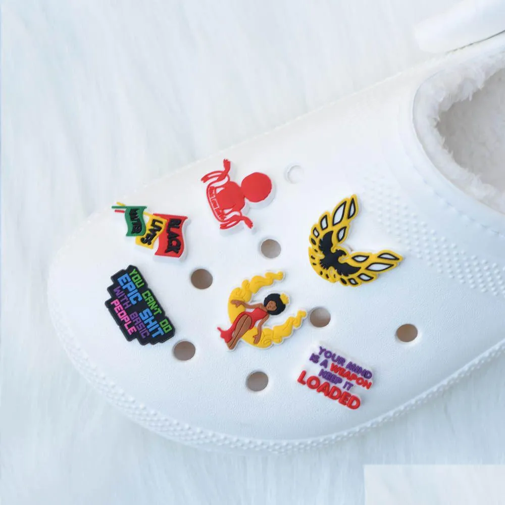 Ciondoli per scarpe personalizzate Fpvc Clog Charm Scarpe magiche per ragazza nera per regalo per bambini Consegna in drop Othws