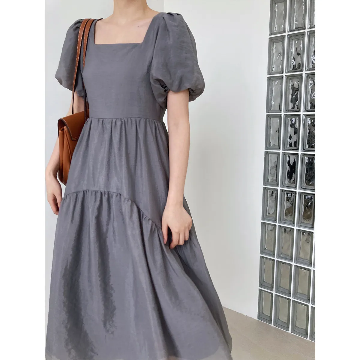 Luxi Square Collar Puff Sleeve Dress Womens Summer High Waist Slimming Elegant High Sense Net Yarn Mid-Length Skirt 3012