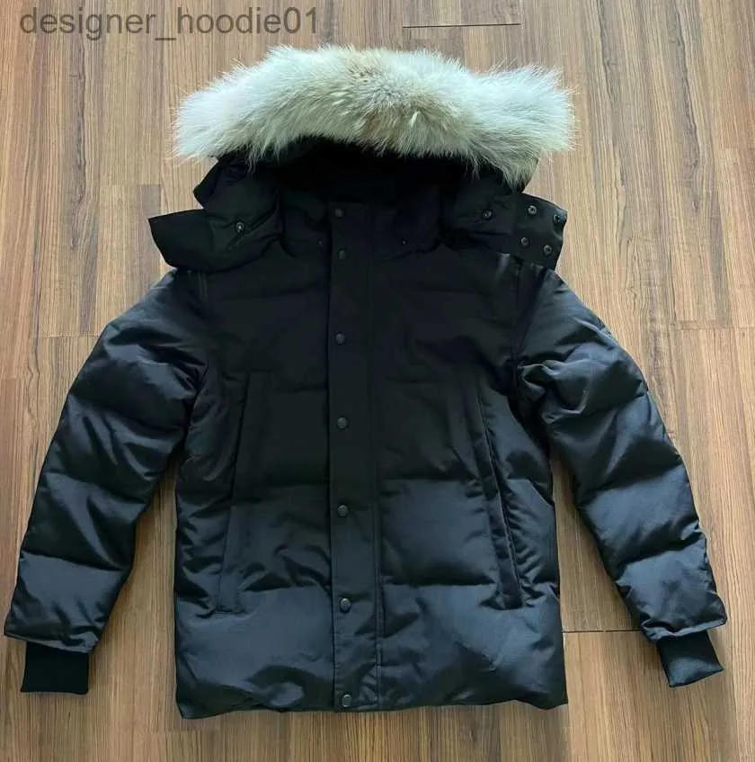 Mens Down Parkas Winter Men Down Jackets Real Coyote Fur Designer Homme Puffer Outdoor Windbreaker Ytterkläder Huven Fourrure Manteau Canada Wyndham Coat Hiver Park