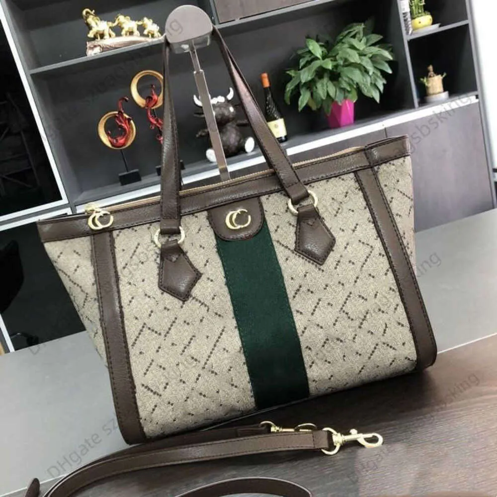 Maquillage de mode Sacs à provisions Portefeuille pour femme Livre Sacs à main pour femme Polyvalent Grande capacité Fourre-tout brodé Sac à main classique à la mode Sac à bandoulière