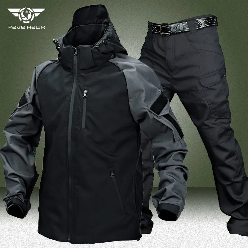 Tute da uomo Set tattici militari Uomo Primavera Autunno Outdoor Multitasche Giacca bomber resistente all'usura Pantaloni cargo dritti Tute con cappuccio militare 230909